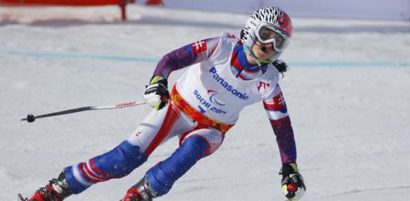 Henrieta Farkašová sa tešila v zjazde zo zlata. Foto: TASR/AP